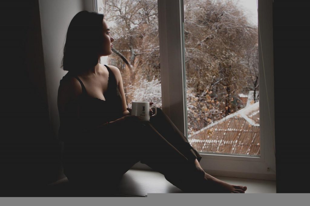 girl, window, sit-5801502.jpg